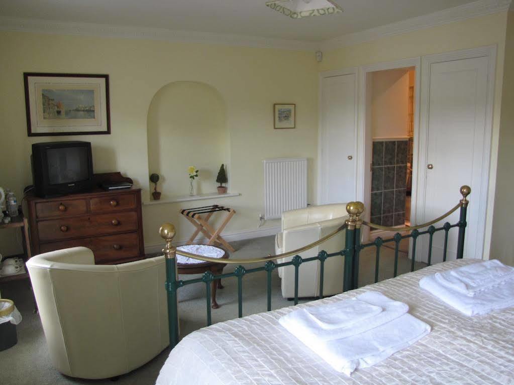 Austons Down Farm B&B Claverdon Экстерьер фото